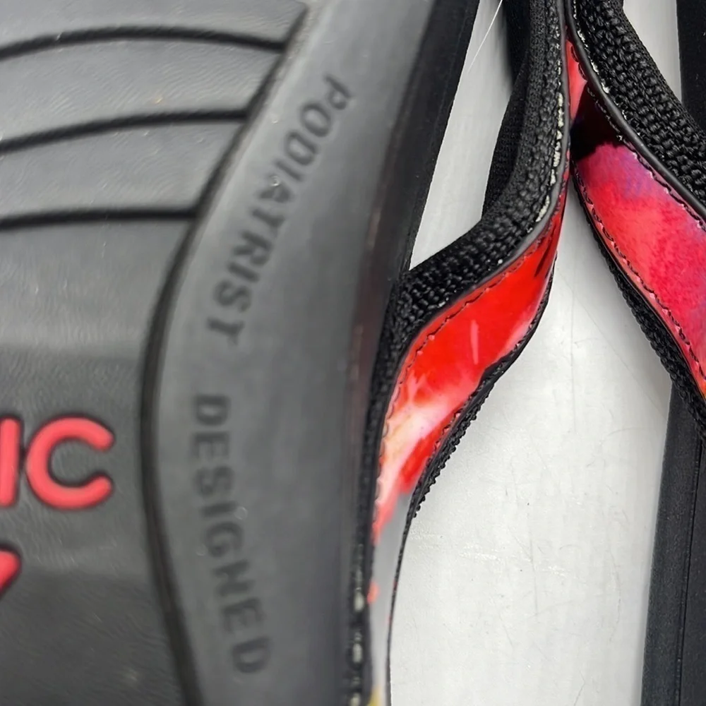 Vionic High Tide 380 Red Black Multi Orthidic Platform Flip Flop Sandals 11